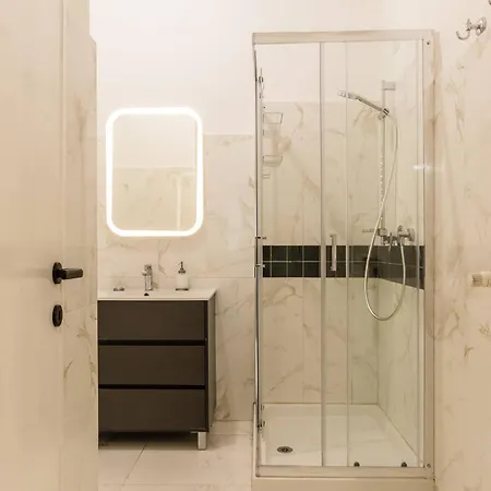Design Farnesina - Affitti Brevi Italia Apartment *
