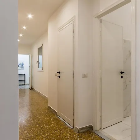 Design Farnesina - Affitti Brevi Italia Apartment *